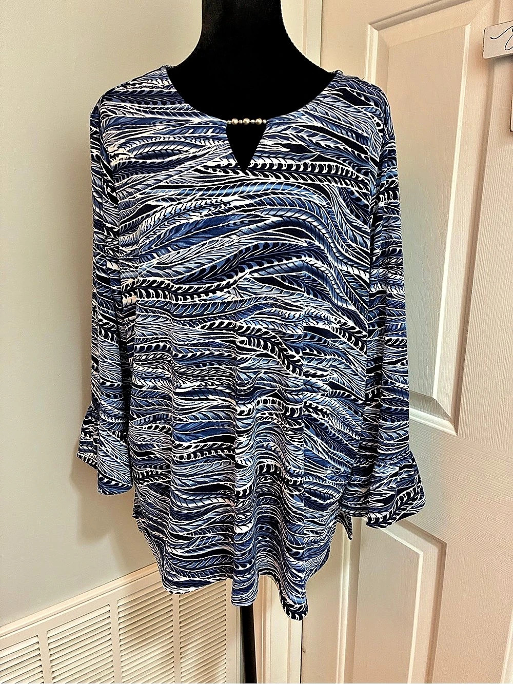 Alfred Dunner Abstract Print Tunic Blue & White 1X Like New